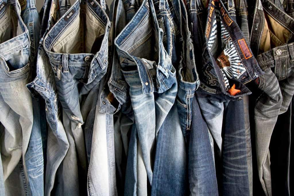 How do you shrink blue jeans